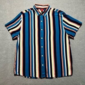 GUESS Los Angeles Men’s Shirt Large Multicolor Vertical Stripes Rayon Blend